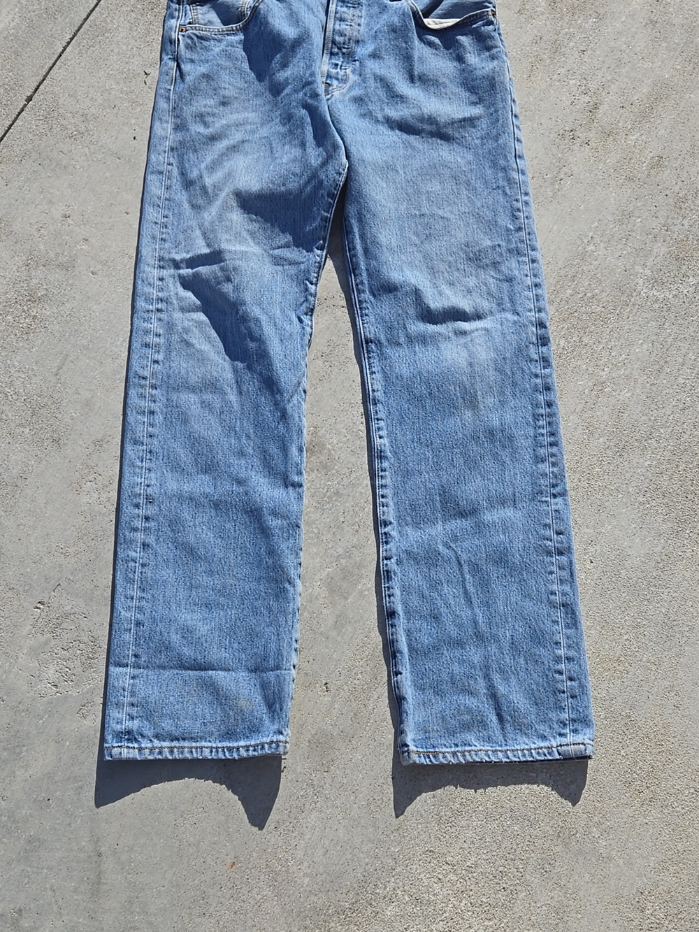 Levi's Light Blue Straight Jeans 501 Unisex Style, W35 L34, GUC, Casual Chic - Picture 8 of 11